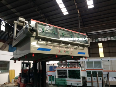 電梯板不銹鋼蝕刻機(jī)發(fā)貨，免費(fèi)蝕刻工藝技術(shù)支持